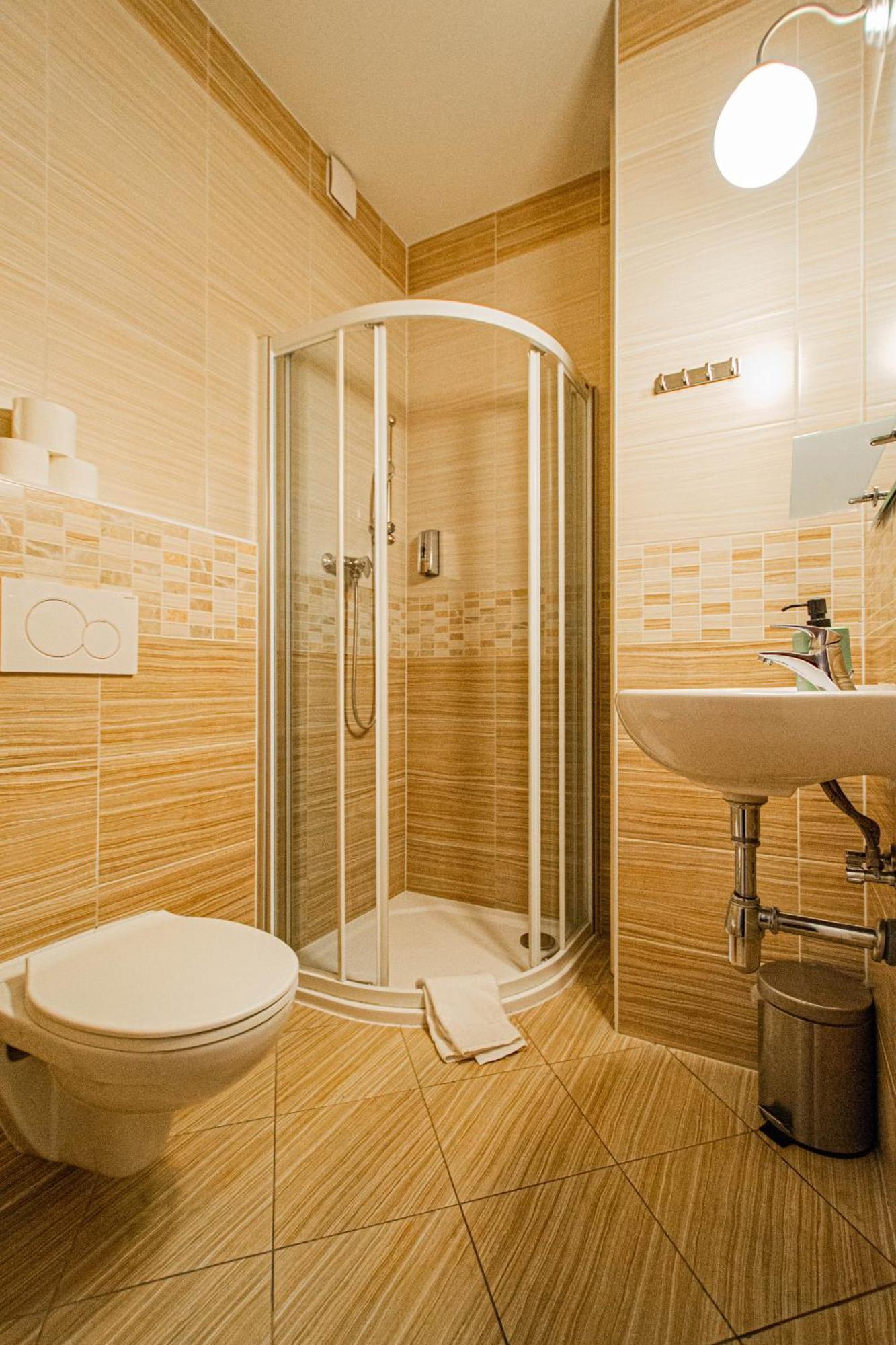 Old Town Rybna Apt By Ruterra Praha Bagian luar foto